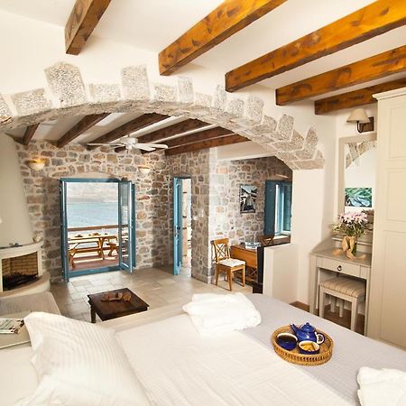 Petra Boutique Homes Arginonda 외부 사진