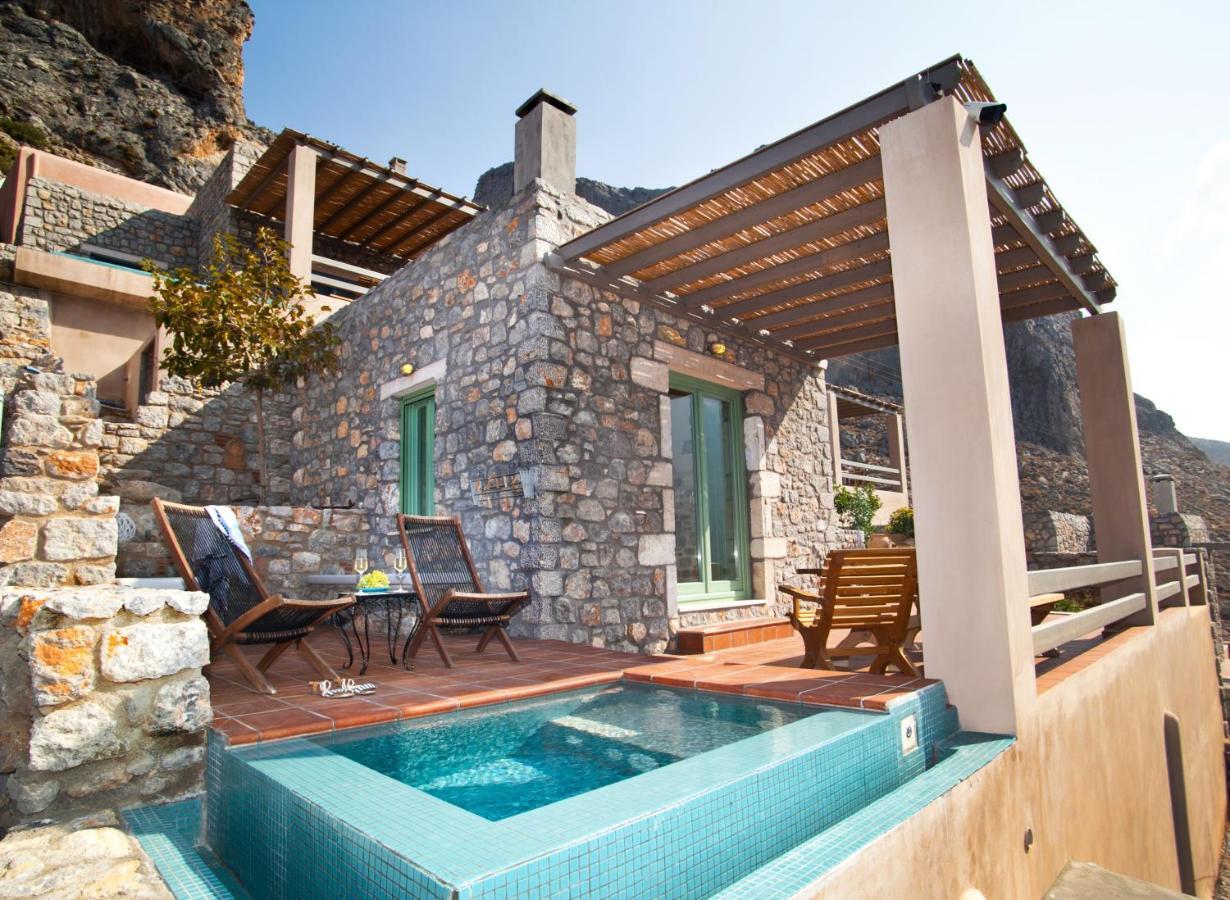 Petra Boutique Homes Arginonda 외부 사진