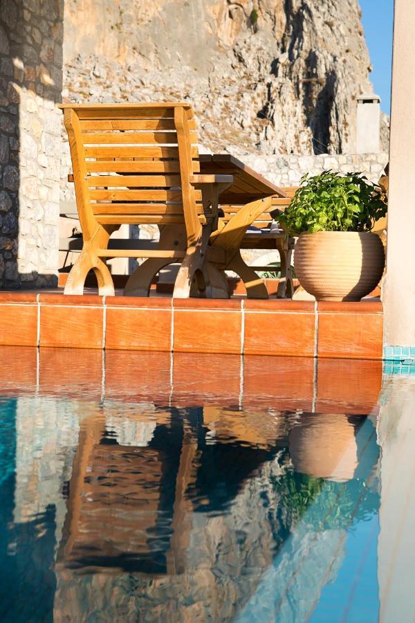 Petra Boutique Homes Arginonda 외부 사진